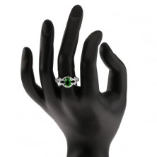 Inel cu piatră ovală verde, cercuri transparente, lacrimi, din argint 925