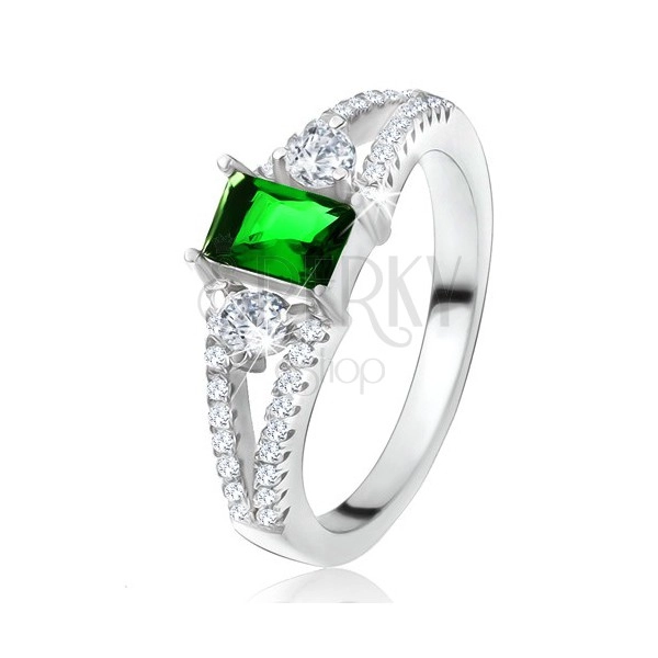 Inel - ştras verde, dreptunghiular, braţe bifurcate, zirconiu transparent, argint 925