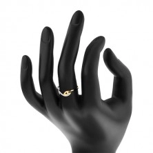 Inel din aur 375 - capete asimetrice îndoite ale braţelor, zirconiu strălucitor