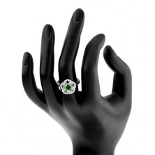 Inel realizat din argint 925, floare strălucitoare, contururi de petale transparente, centru verde