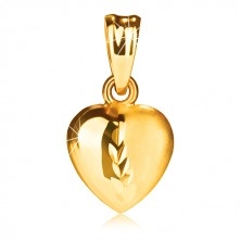 Pandantiv din aur 375 - inimă simetrică cu jumătate lucioasă și mată, caneluri
