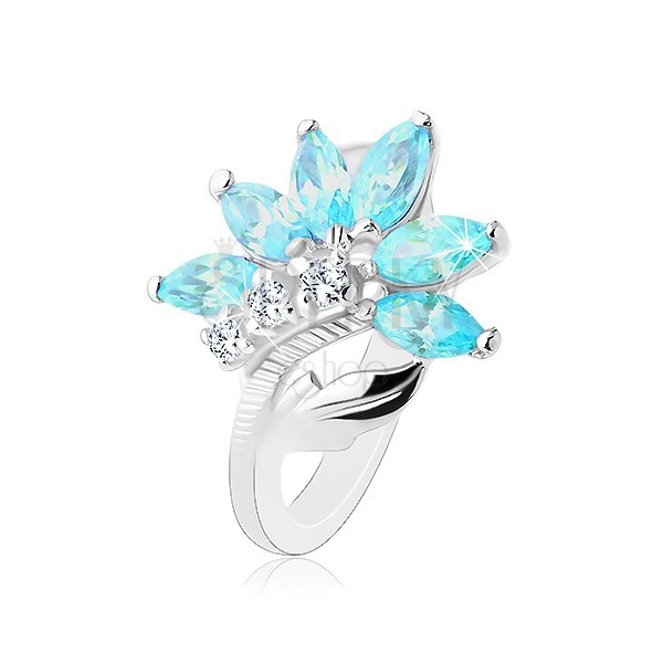 Inel de culoare argintie, floare din zirconii transparente şi bleu, frunză lucioasă