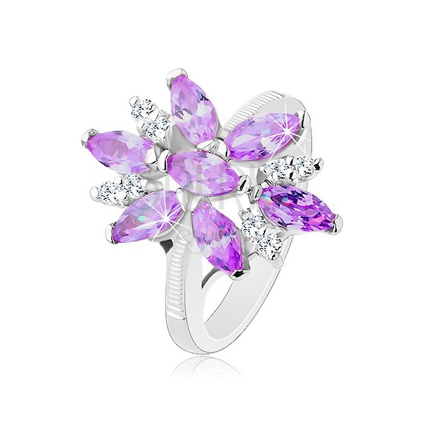 Inel de culoare argintie, floare mare din zirconii violet și transparente
