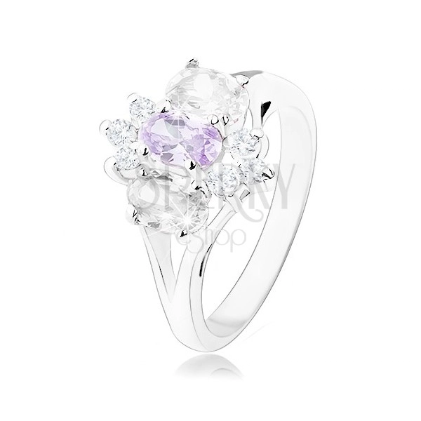 Inel de culoare argintie cu braţe despicate, floare violet-transparent
