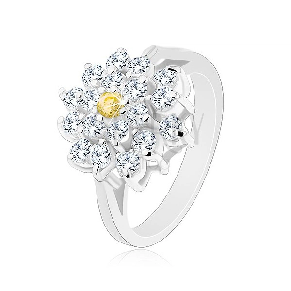 Inel în nuanță argintie, floare mare de zirconii transparente, centru zircon galben