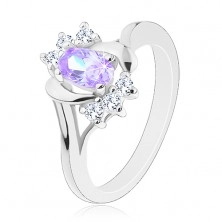 Inel în nuanță argintie, piatră ovală violet deschis, arce strălucitoare, zirconii transparente 