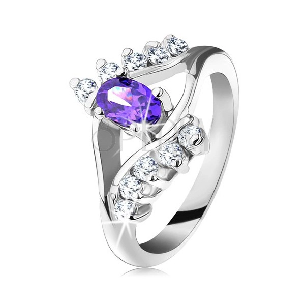 Inel de culoare argintie, zircon oval violet, linii de zirconii transparente
