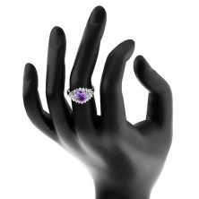 Inel cu braţe lucioase, ochi strălucitor realizat din zirconii violet deschis şi zirconii transparente