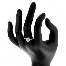 Inel de culoare argintie, floare strălucitoare din zirconiu transparent-roz, brațe lucioase