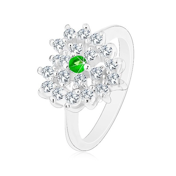 Inel de culoare argintie, inimă de zirconiu transparent cu centrul verde închis