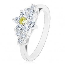 Inel de culoare argintie, floare lucioasă transparentă cu centrul colorat