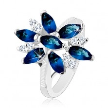 Inel strălucitor de culoare argintie, floare albastră-transparentă din zirconii, brațe lucioase