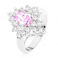 Inel de culoare argintie, floare violet-transparentă, zirconii strălucitoare cu suprafață fațetată