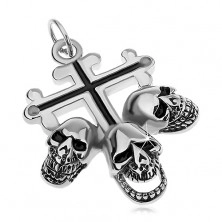Pandantiv argintiu din oțel, cruce trilobată cu linii negre, trei cranii