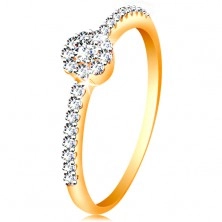 Inel din aur de 14K - floare compusă din zirconii, braţe decorate 