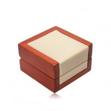 Cutie de cadou din lemn, pentru lanț sau cercei, acoperită cu piele crem