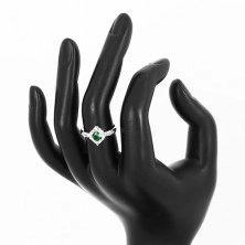 Inel din argint 925 - romb din zirconii transparente, zirconiu rotund verde