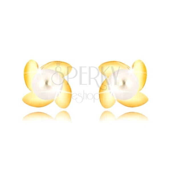Cercei din aur 9K - floare lucioasă cu patru petale, perlă albă