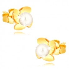 Cercei din aur 9K - floare lucioasă cu patru petale, perlă albă