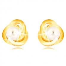 Cercei din aur galben 9K - trei inele împletite între ele, perla de apă dulce de culoare albă, de 3 mm