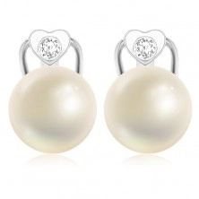 375 Cercei din aur alb – o perlă de cultură, o inimă cu zircon, închidere cu clemă omega