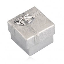 Cutie de cadou  - trandafiri argintii, panglică argintie, 40 mm